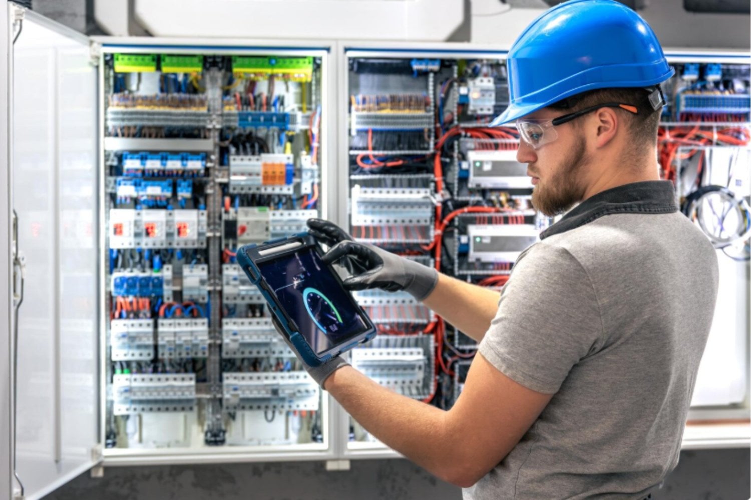 EEUU tiene una solución incómoda para que la red aguante el calor: poner a los centros de datos a quemar diésel