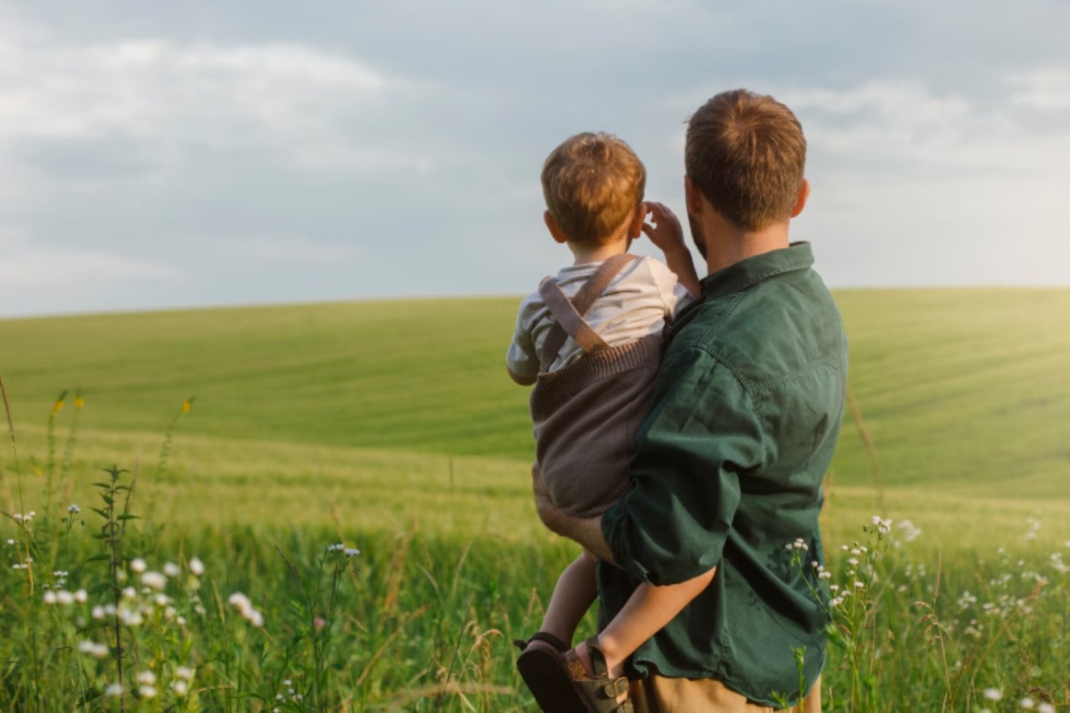 Los padres también desarrollan un “cerebro parental” y cuidar al bebé parece fortalecerlo