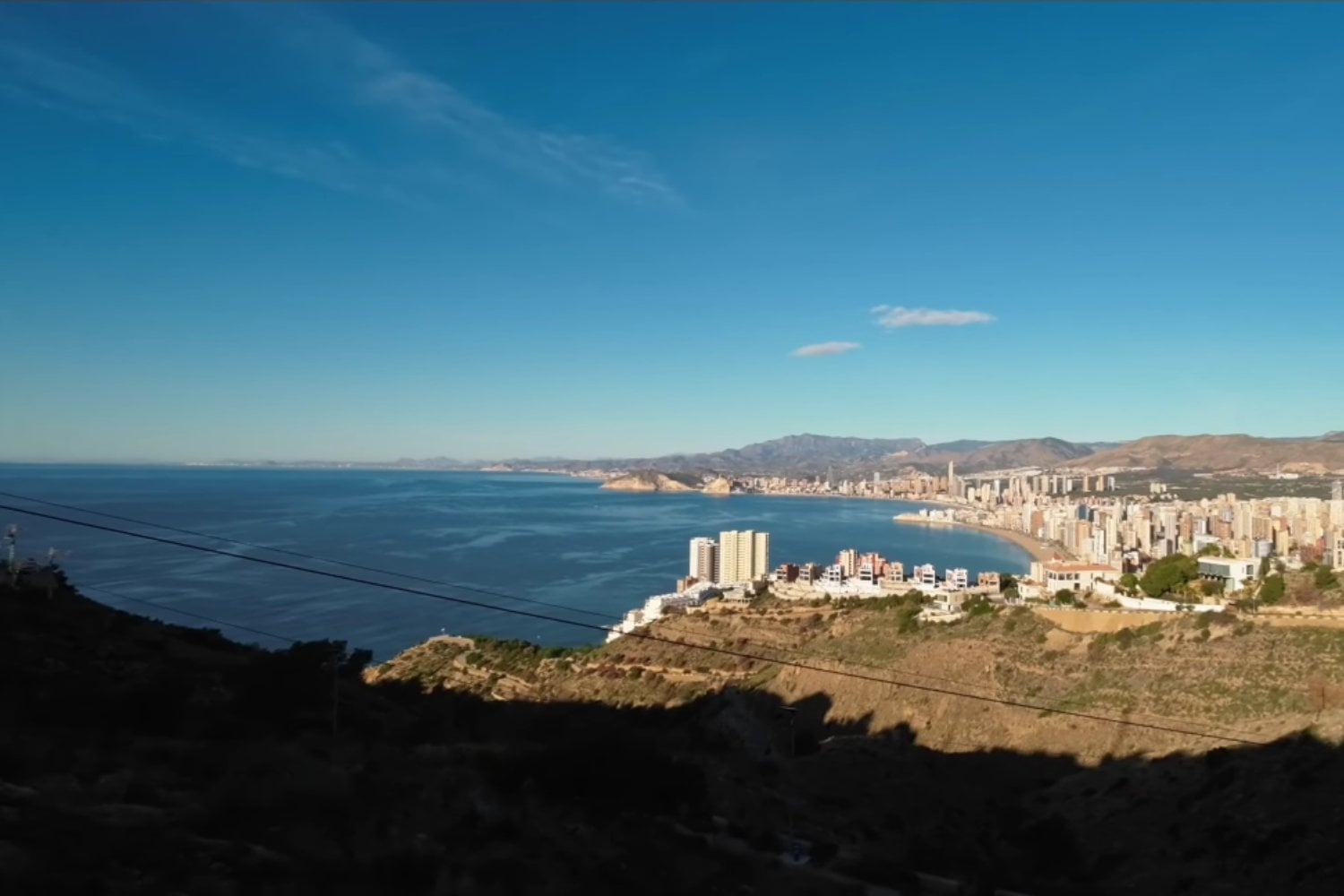 El agua de Benidorm roza los 28 grados: no es solo una ola de calor y preocupa a los científicos