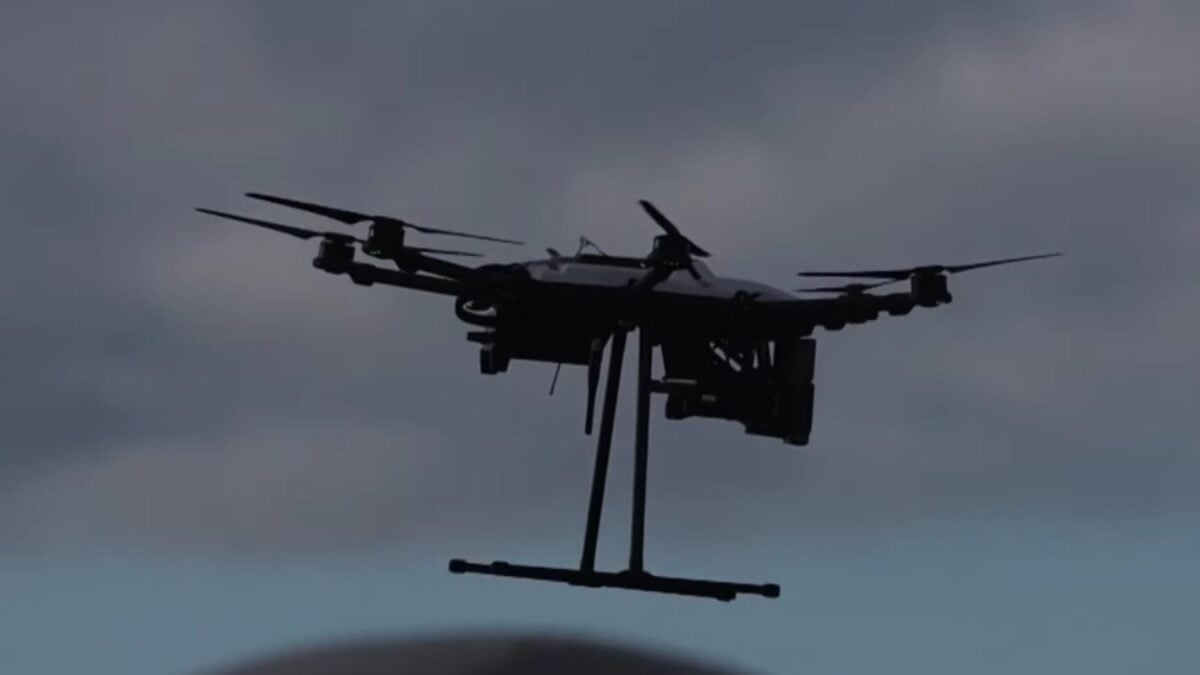 La próxima guerra no dependerá solo de tanques y cazas: Europa apuesta por drones controlados por software