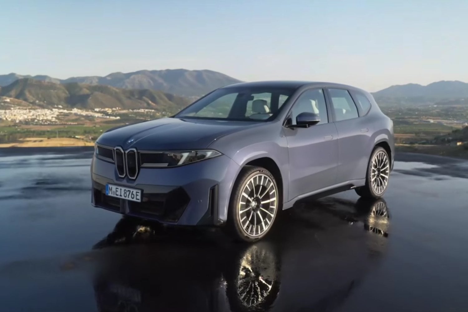 BMW metió 10.000 millones en su nueva era eléctrica: el secreto no está solo en los 800 km de autonomía