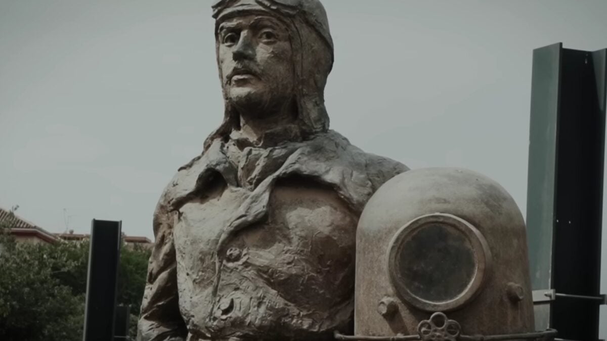 Antes de la NASA, un ingeniero español ya había creado una escafandra para sobrevivir cerca del espacio