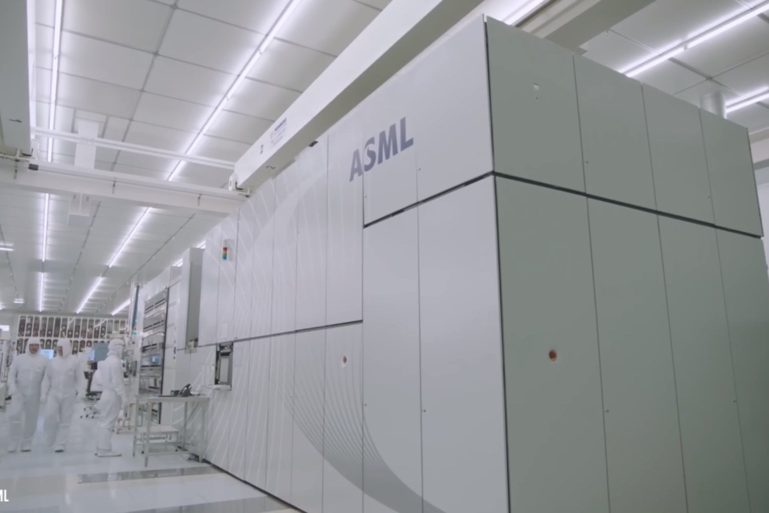 La historia de ASML: la empresa que casi muere varias veces y terminó dominando los semiconductores