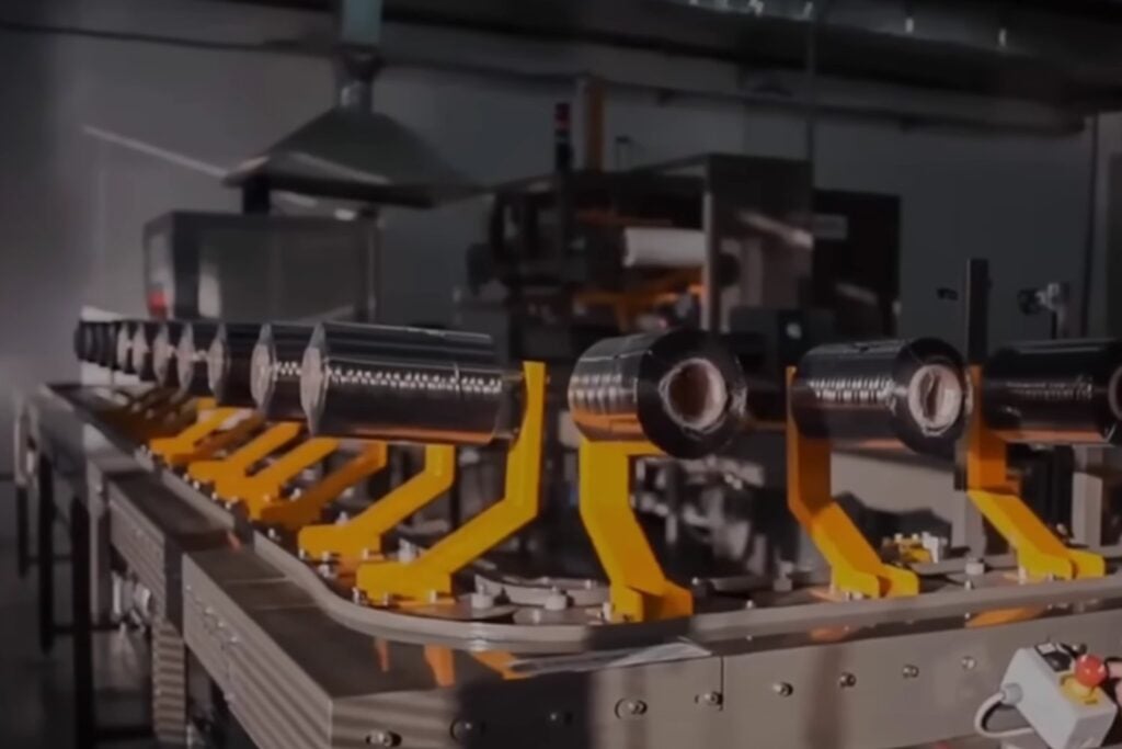 China acelera con la fibra de carbono más avanzada: tres nuevas líneas cambian el equilibrio tecnológico mundial