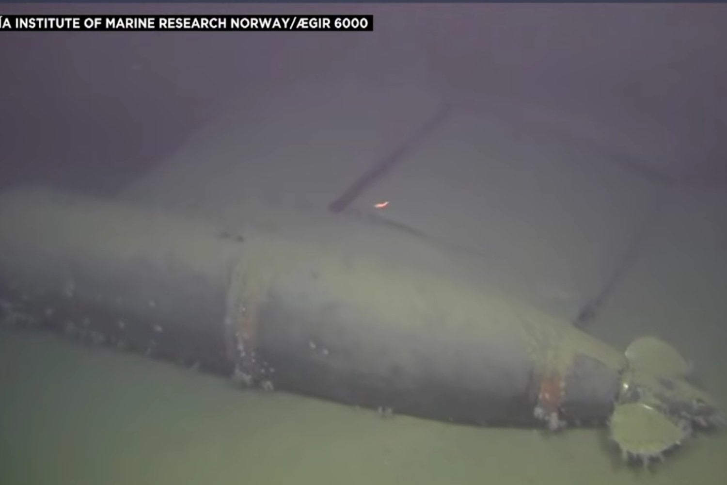 El submarino nuclear que lleva 37 años bajo el mar sigue liberando radiación: qué ocurre dentro del Komsomolets