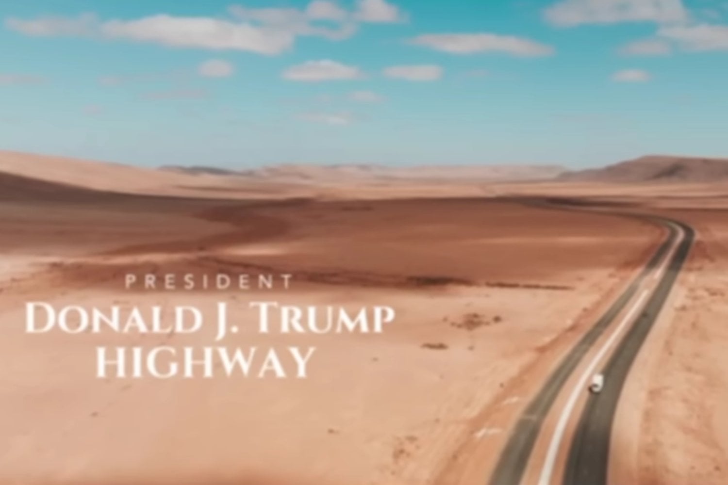 Trump anunció que Marruecos pondrá su nombre a una carretera de 1.055 kilómetros que atraviesa el Sáhara Occidental