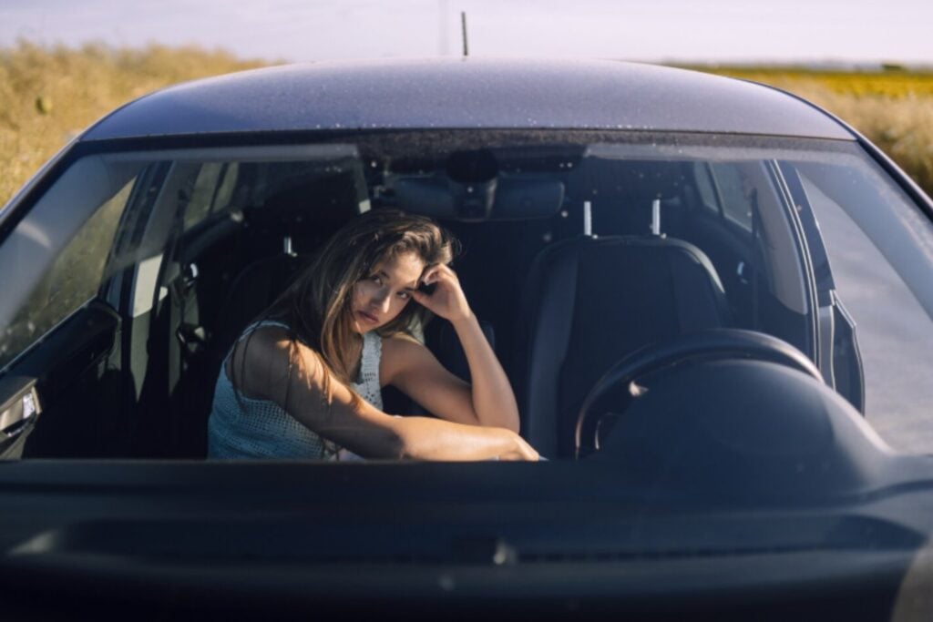 El método japonés que convierte la puerta del coche en un ventilador contra el calor