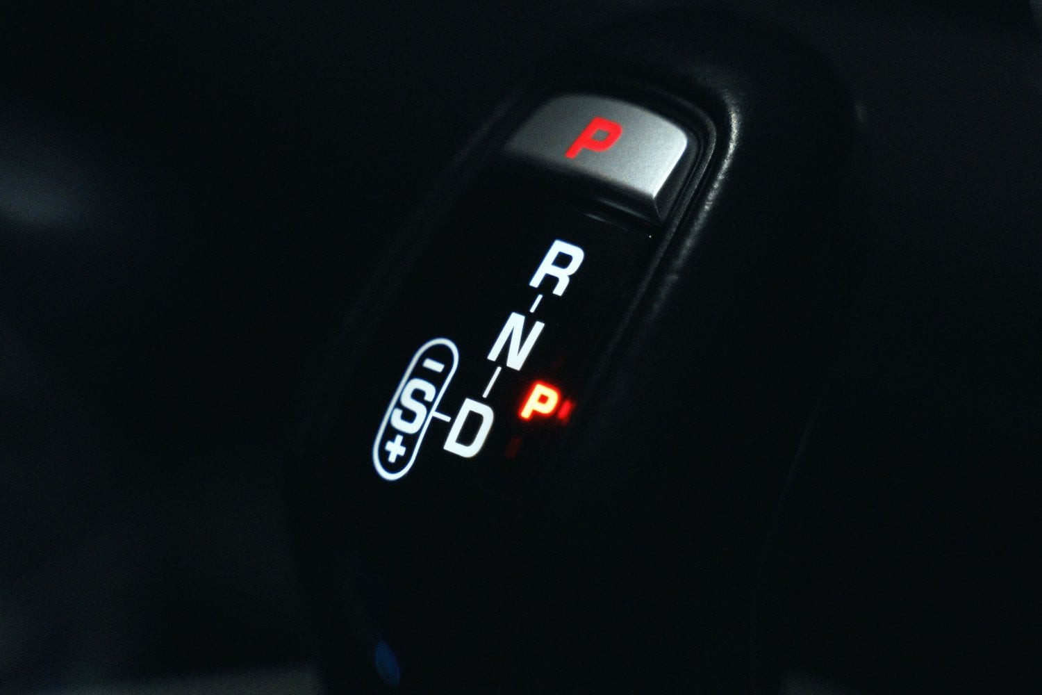 Qué diferencia hay entre conducir en D y hacerlo en S en un automóvil automático