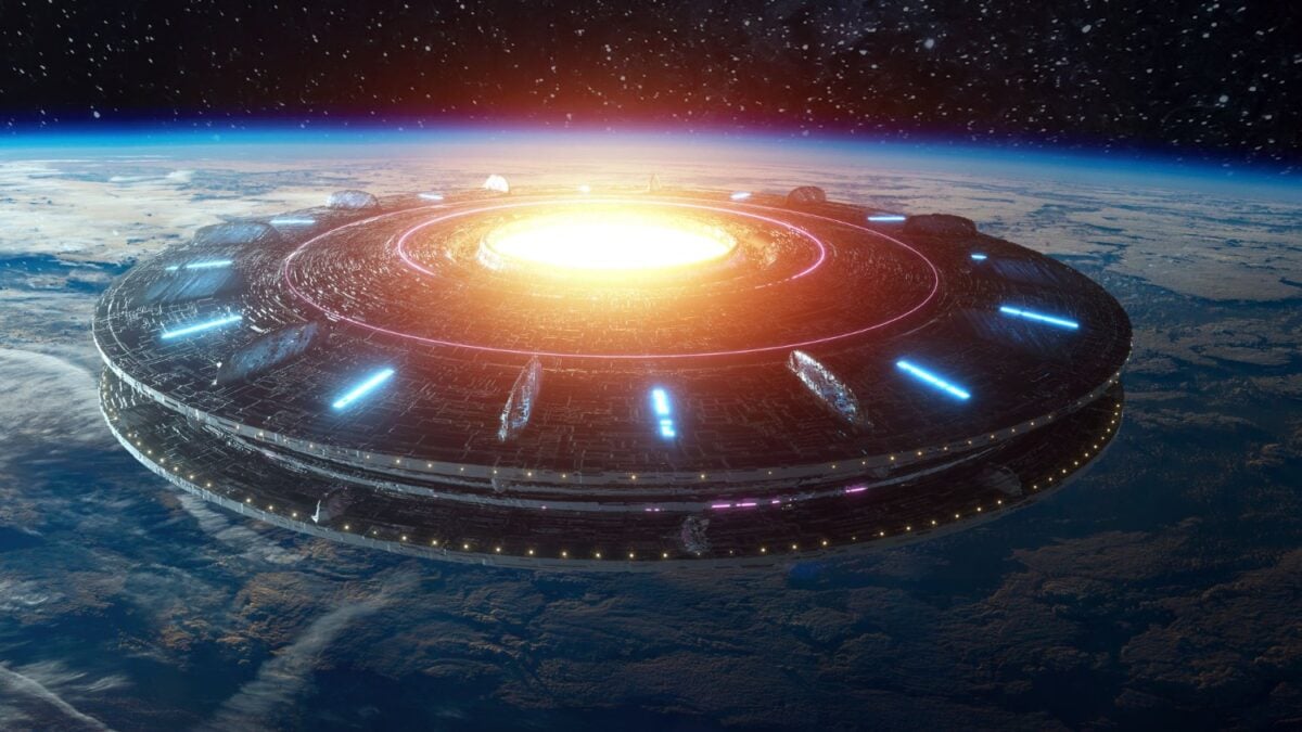 La NASA recibió en el Día Mundial del OVNI una pieza que parece sacada de una película de ciencia ficción de los 50: es el escudo climático del cohete Artemis 3