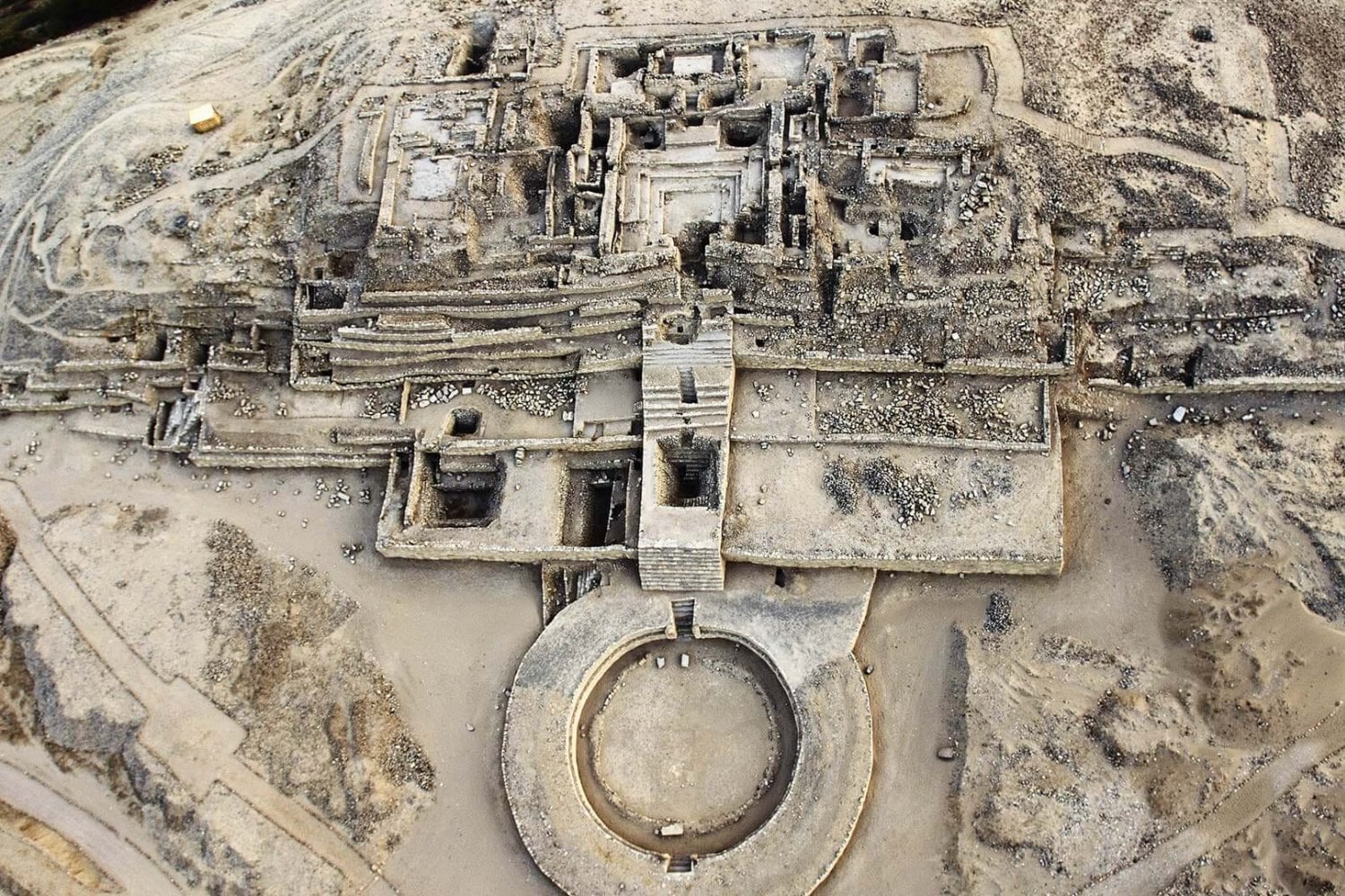China nunca había excavado oficialmente en Sudamérica y ha elegido el lugar más ambicioso para empezar. Su primera misión buscará en Caral las claves de la civilización que levantó pirámides en América hace 5.000 años
