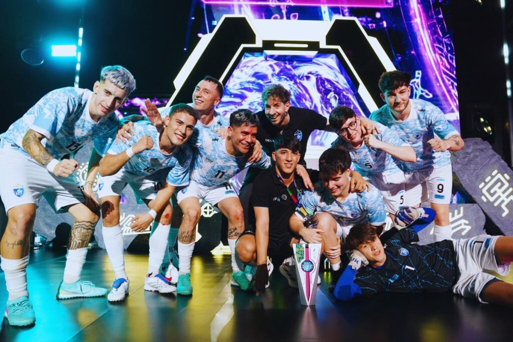 A NS Team le quedaban 18,5 segundos y una última oportunidad. Lo que ocurrió después terminó con Argentina en lo más alto de Astana