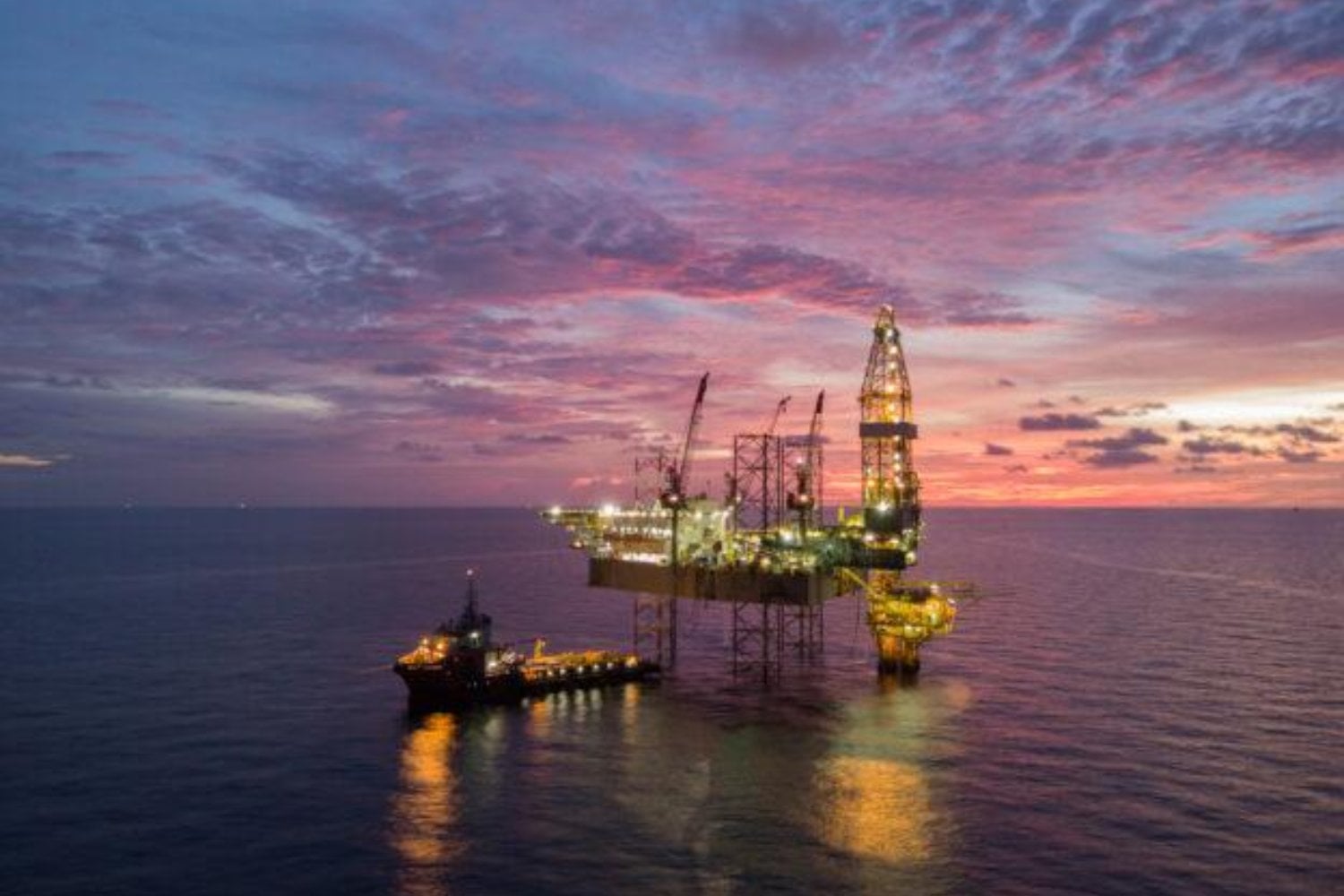 Robert Smith, Radiohead, Massive Attack y Brian Eno se han unido contra uno de los mayores proyectos petroleros del Reino Unido. Más de 200 músicos quieren que Rosebank muera antes de empezar a producir