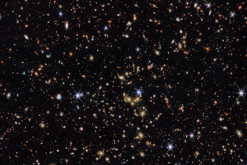 El universo observable mide unos 93.000 millones de años luz aunque solo tiene 13.800 millones de años. Y lo más desconcertante es que nadie sabe cuánto universo existe después