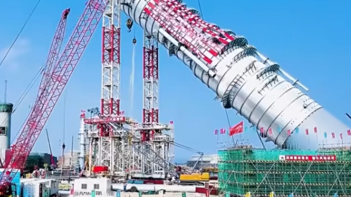 China sorprende con la mayor tuneladora ferroviaria de alta velocidad, capaz de perforar más de 11 kilómetros bajo el Yangtsé en una sola excavación