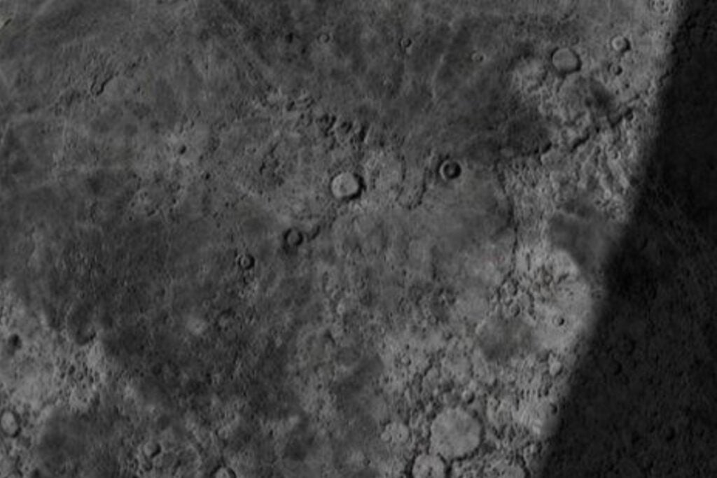 Una etapa de Falcon 9 pasó más de un año y medio vagando entre la Tierra y la Luna. Su choque a 8.700 km/h ha terminado convertido en un experimento que nadie planeó