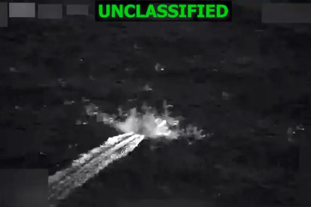 Tres pesqueros fueron atacados con drones cerca de Galápagos y ocho hombres siguen desaparecidos. Una investigación apunta ahora a un programa encubierto de la CIA