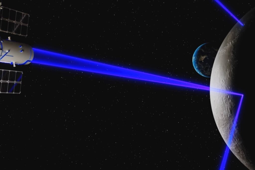 La NASA estudia convertir la Luna en una enorme red eléctrica sin cables. Tres naves con láseres y torres solares de 20 metros podrían mantener vivas sondas durante sus noches de 14 días