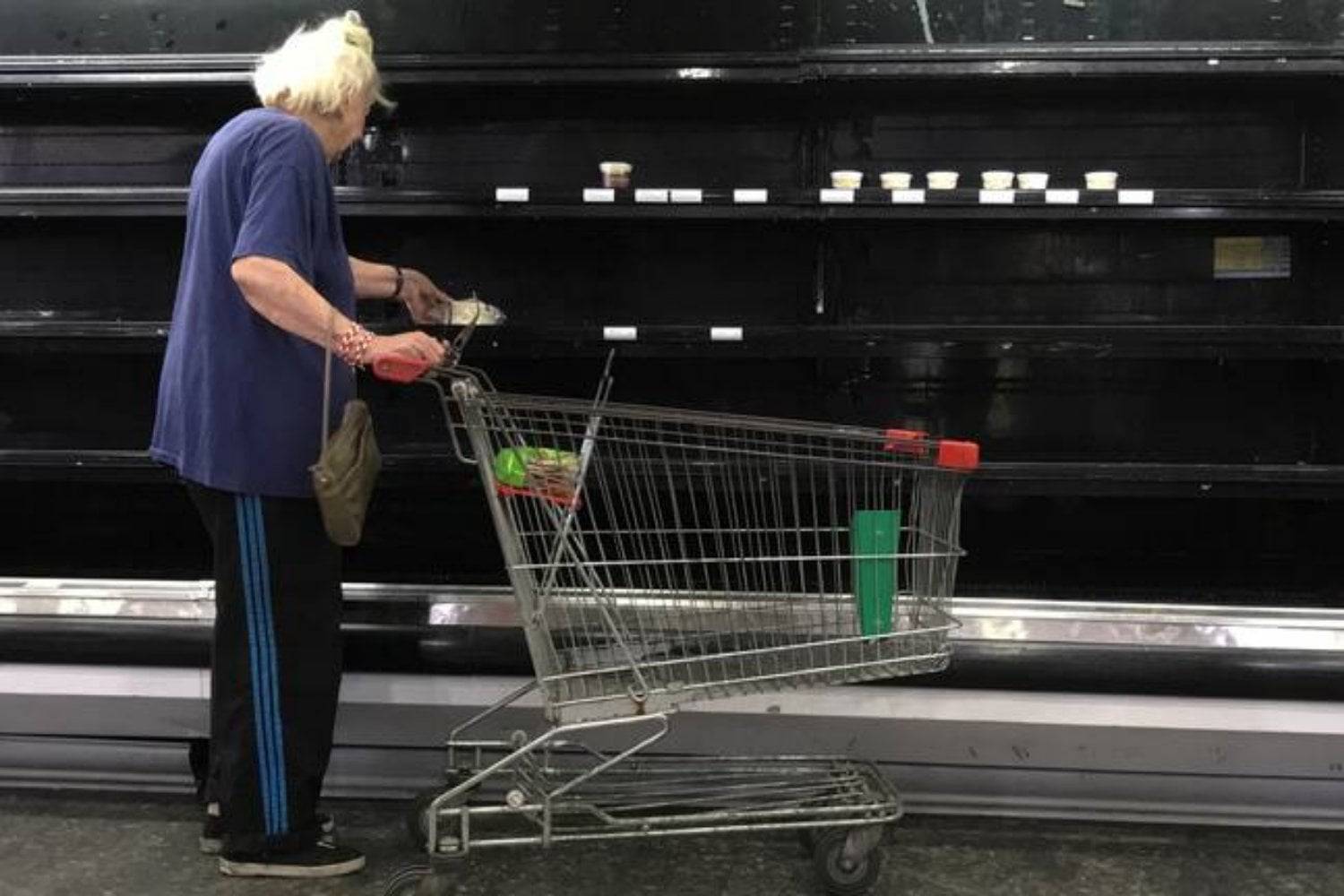 El mensaje de Reino Unido parece simple: guarden comida y agua en casa. Lo inquietante es la lista de escenarios que el Gobierno está preparando detrás de esta curiosa medida