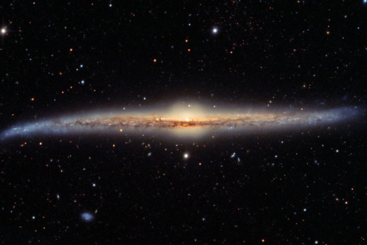 Astrónomos han encontrado la frontera donde la Vía Láctea deja de fabricar estrellas. Está a 40.000 años luz del centro y la delató algo inesperado: cuanto más lejos miraban, más viejas eran