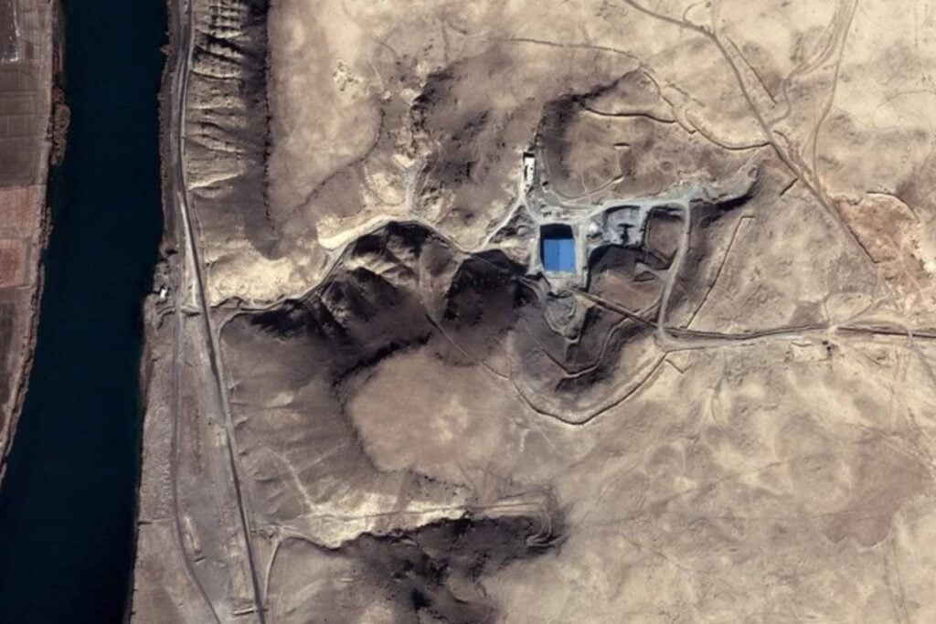 Siria acaba de revelar un depósito nuclear que nunca había declarado. Son varias toneladas de material del antiguo régimen y el OIEA ya prepara su control internacional