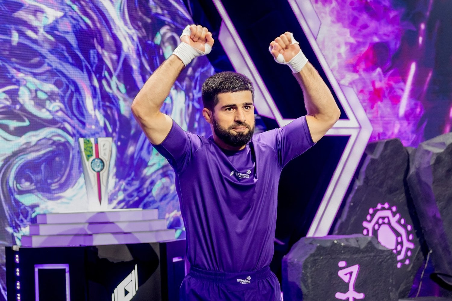 Primero tuvieron que ganar con un mando y después hacerlo dentro del octágono. Archangel Michael hizo pleno de 39 puntos y conquistó el Phygital Fighting de los Games of the Future
