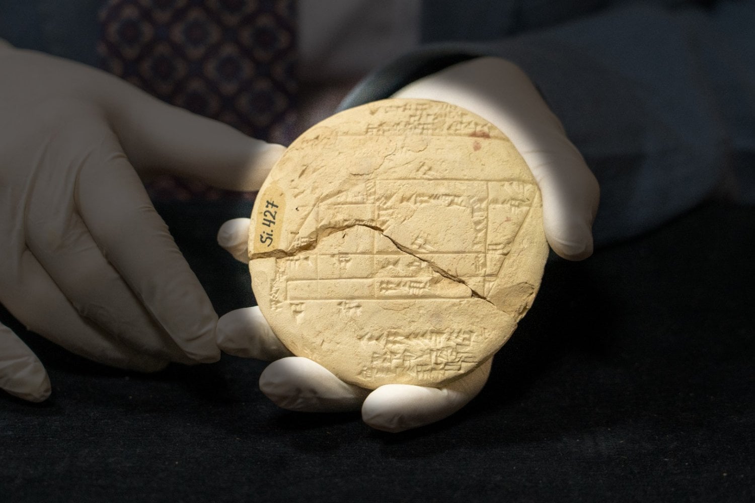 Durante siglos hemos llamado “teorema de Pitágoras” a una de las fórmulas más famosas de las matemáticas. Una tablilla babilónica demuestra que ya la usaban para repartir tierras más de 1.000 años antes de que Pitágoras naciera