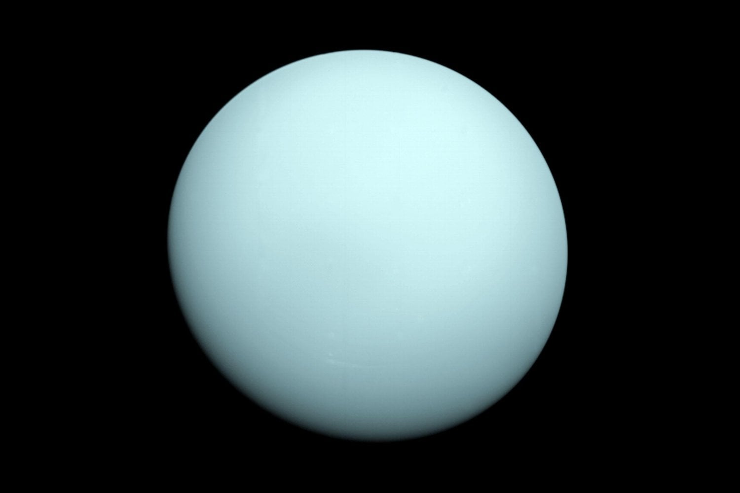 Científicos convierten a Júpiter, Saturno, Urano y Neptuno en gigantescos detectores de materia oscura. La clave puede estar en un débil resplandor que llevamos décadas observando