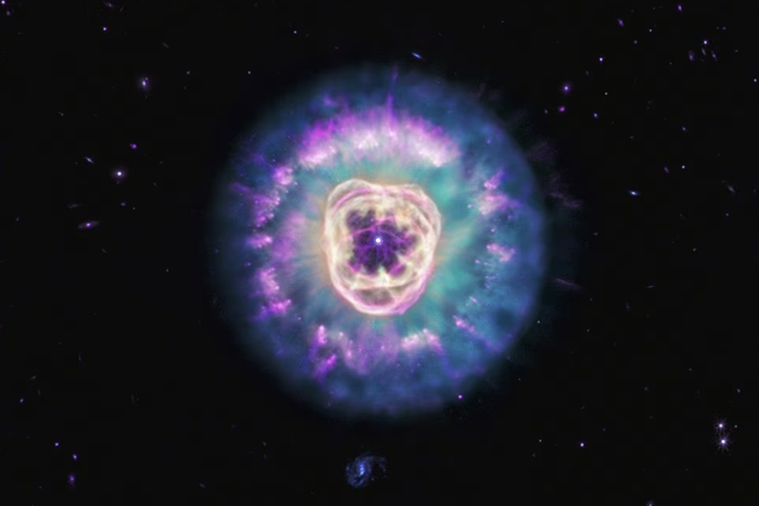 El James Webb fotografía la muerte de una estrella a 5.000 años luz. La “Nebulosa del León” está siendo destruida desde dentro y desaparecerá en unos 10.000 años