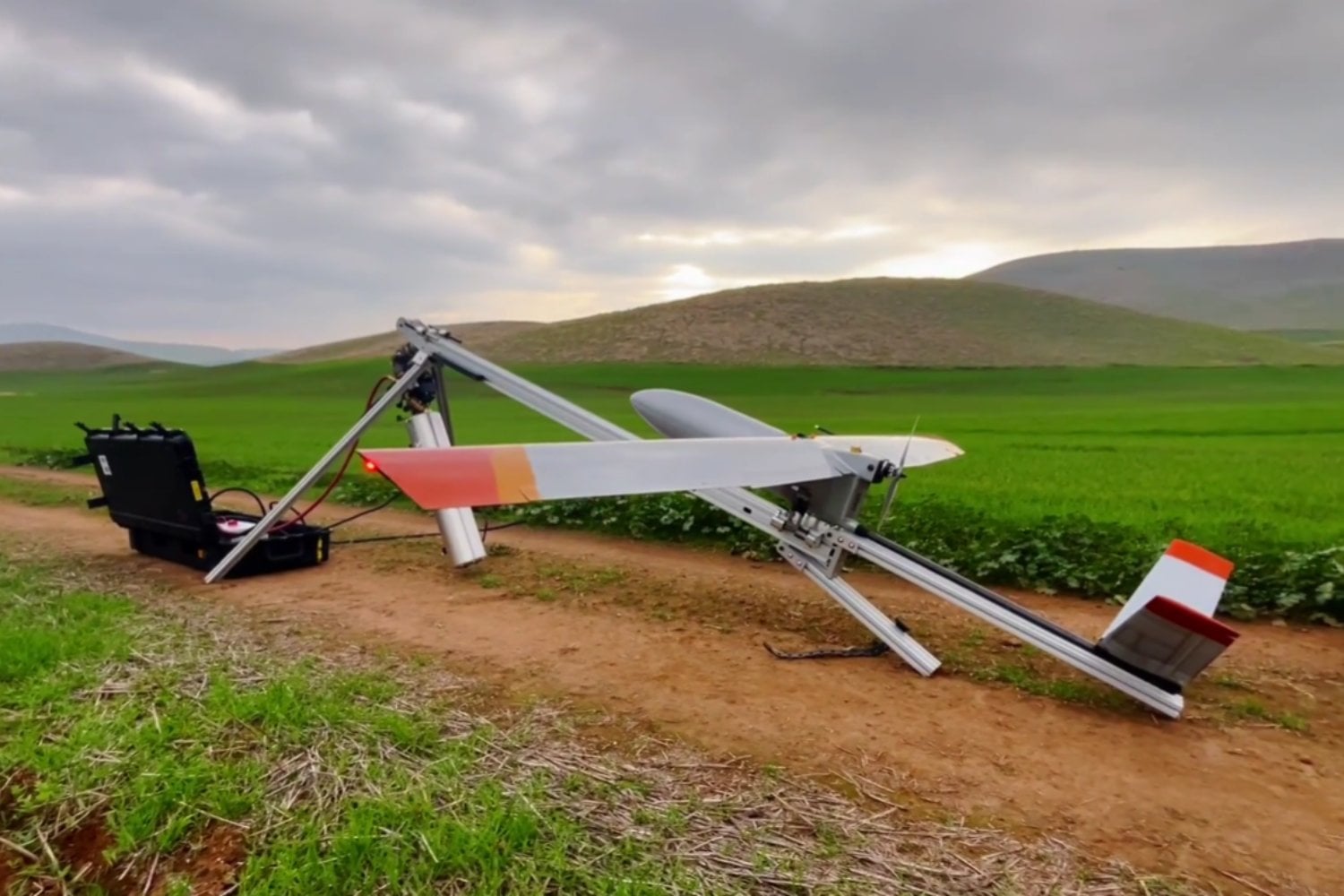 Una empresa dice haber aumentado la lluvia en Alaska usando apenas dos drones