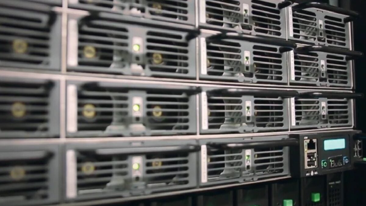 Brasil quiere entrar en la carrera mundial de la IA con un supercomputador de 7.200 petaflops