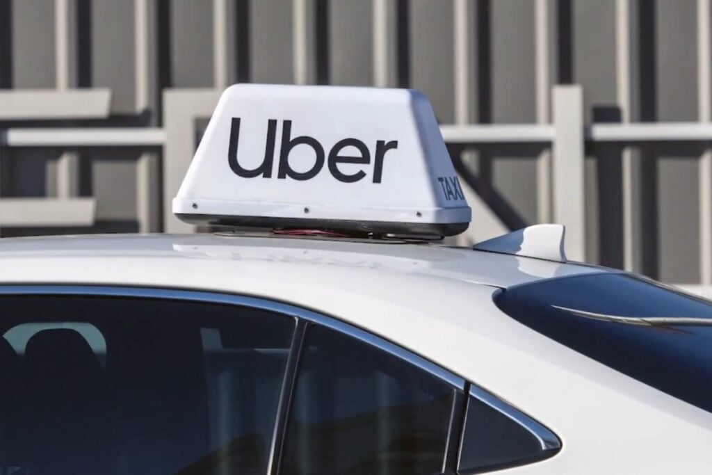 Uber prepara su gran salto a los robotaxis en Europa: desplegará más de 2.000 vehículos autónomos