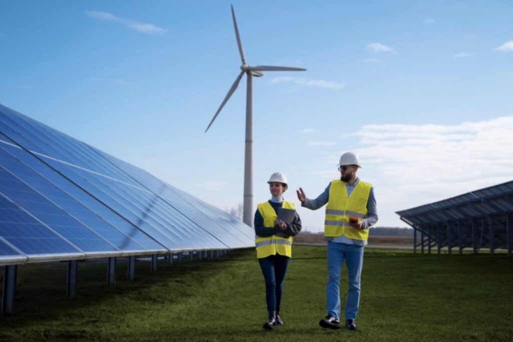 Alemania produce tanta energía solar y eólica que está empezando a desconectarla: el problema no es que sobre electricidad