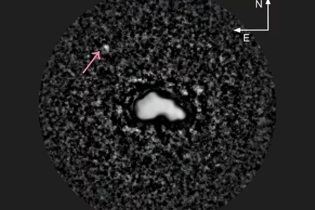 Descubren el primer posible asteroide de tres lóbulos conocido y también tiene una pequeña luna