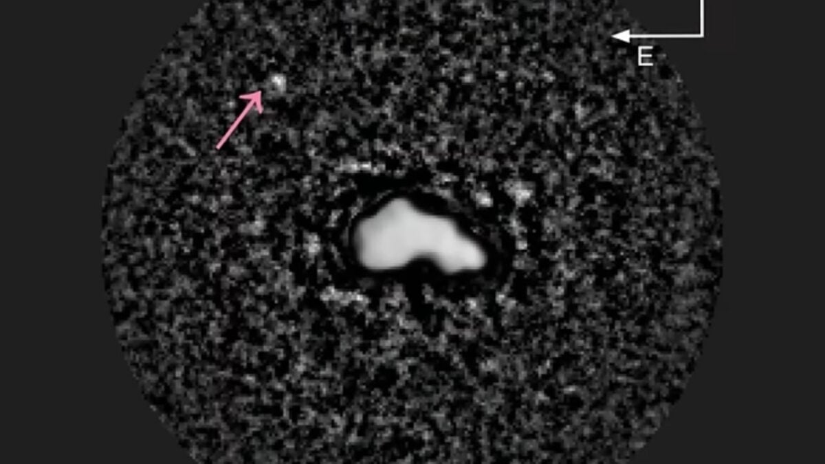 Descubren el primer posible asteroide de tres lóbulos conocido y también tiene una pequeña luna