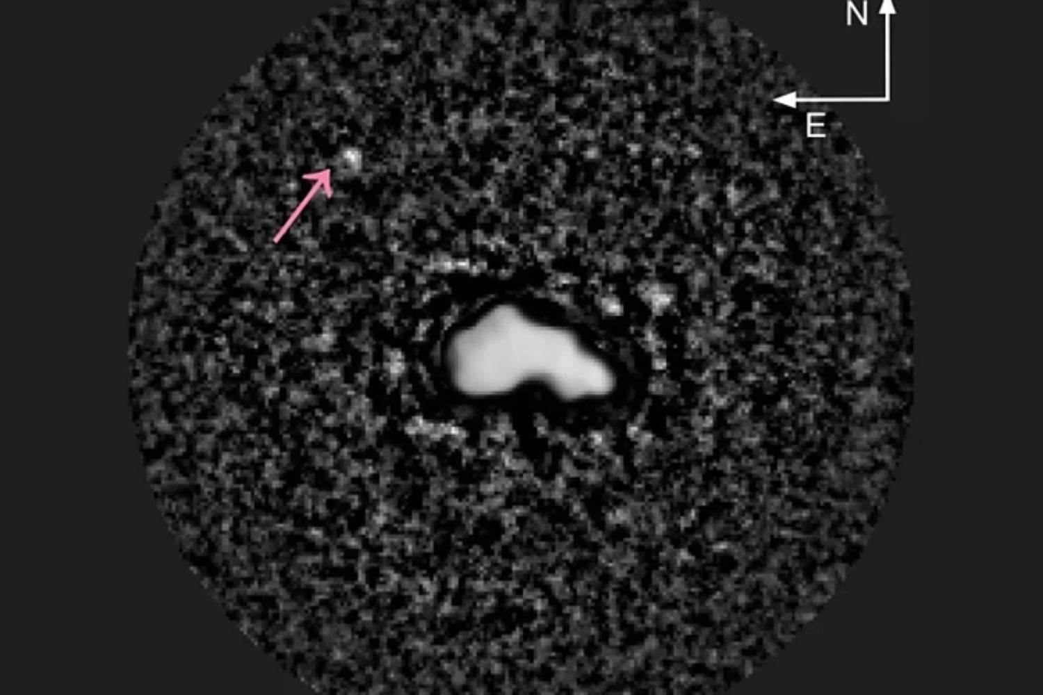 Descubren el primer posible asteroide de tres lóbulos conocido y también tiene una pequeña luna