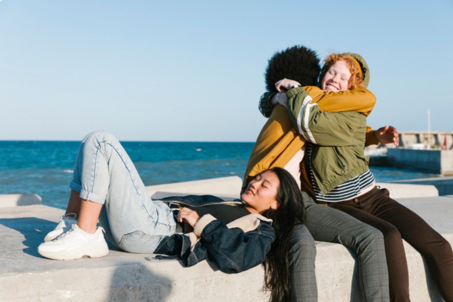 La ciencia tiene una explicación para que tus hijos prefieran a sus amigos durante las vacaciones