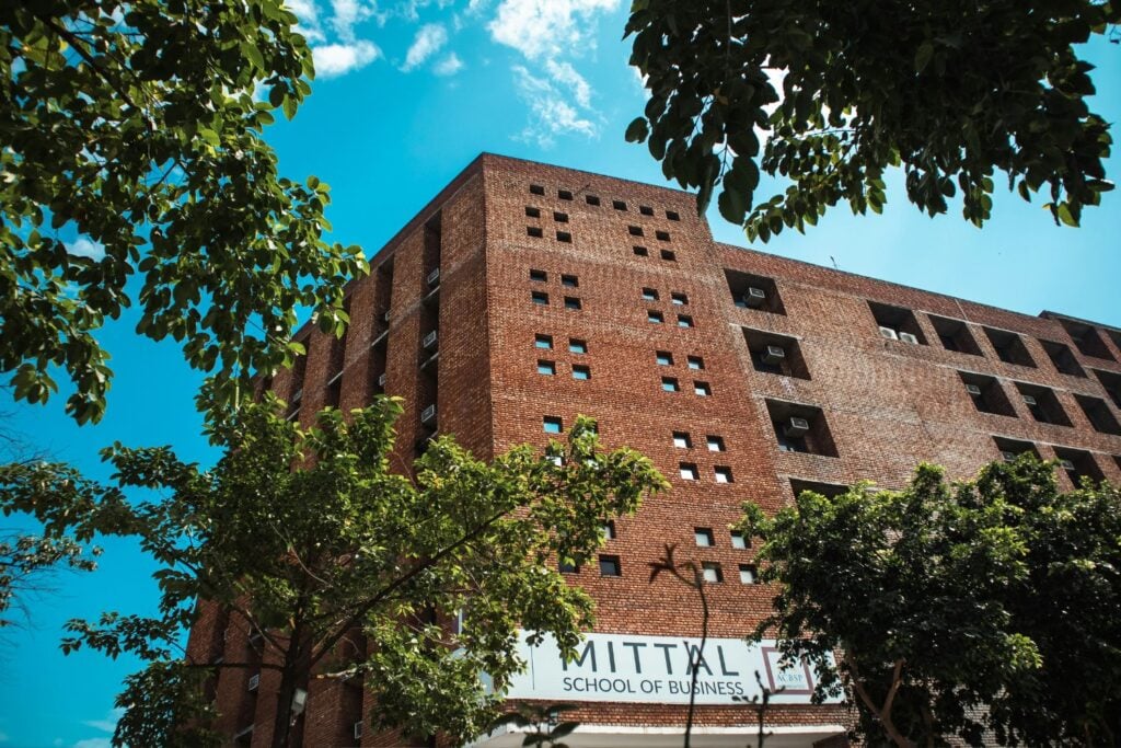 Universidad India