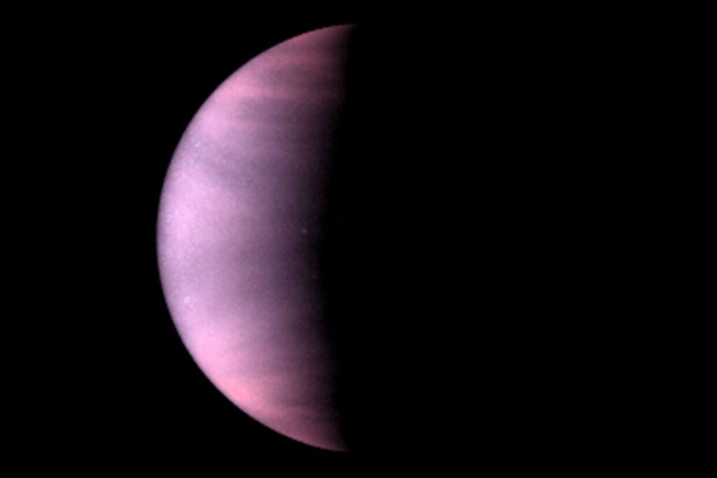 Venus parecía tener un problema insalvable para la vida: sus nubes son casi ácido puro. Un experimento acaba de descubrir que ese mismo infierno químico tiene una ventaja totalmente inesperada