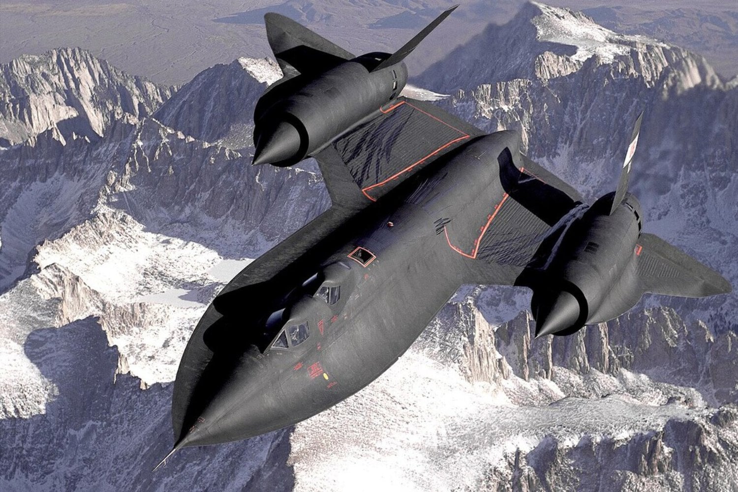 La NASA mostró la sombra de un avión y desató una teoría difícil de ignorar. Se parece demasiado al SR-71 Blackbird y Jared Isaacman se negó a explicar qué era