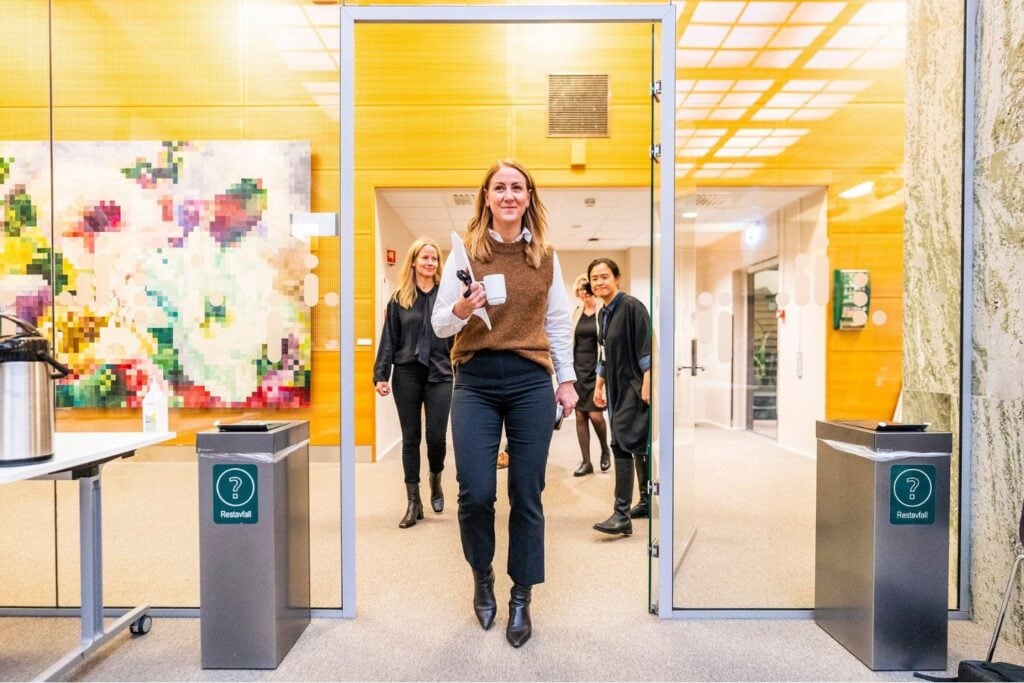 En Noruega, salir de la oficina a las 15 no se interpreta como falta de compromiso. Ahora algunas empresas están probando algo todavía más radical: trabajar un día menos sin cobrar menos