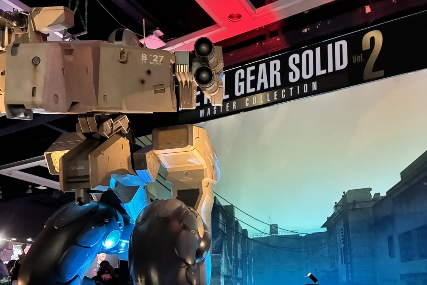 Konami no ha anunciado Metal Gear Solid: Master Collection Vol. 3, pero el Volumen 2 ya parece estar mirando hacia él. Tres fechas escondidas en sus menús apuntan directamente a Ground Zeroes, The Phantom Pain y Revengeance