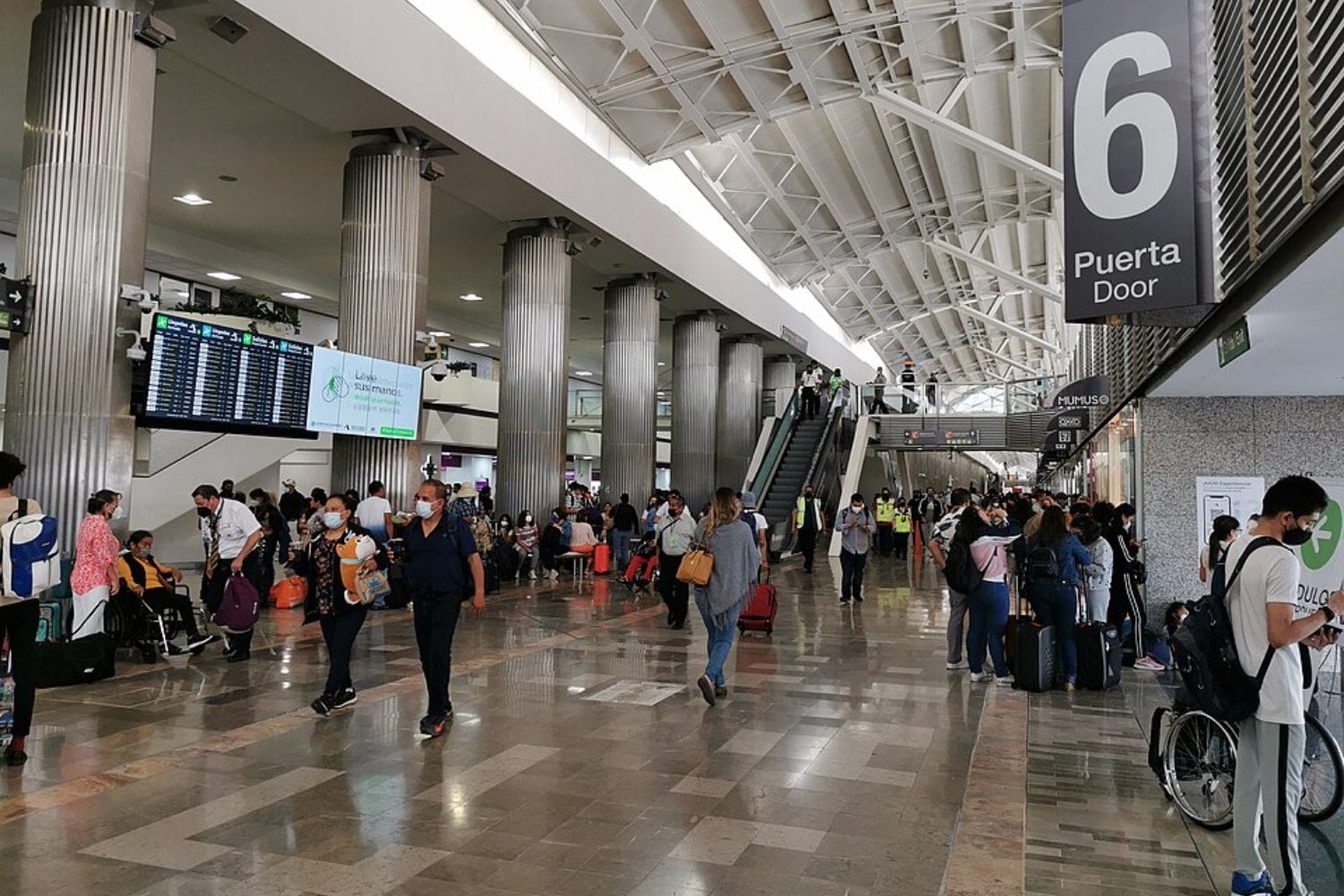 Se fueron de vacaciones a México y la pandemia convirtió el viaje en una estancia forzada de 49 días. Seis años después, la Justicia decidió que cancelar el vuelo era fuerza mayor, pero dejarlos sin asistencia no