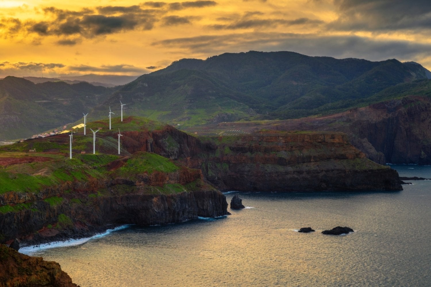 Portugal quiere convertir su subsuelo en una batería gigantesca. A 3.000 metros de profundidad, las rocas podrían almacenar hasta 1 TWh de energía
