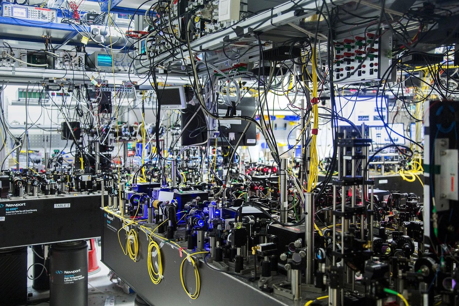 Un reloj atómico acaba de llevar la precisión a un extremo difícil de imaginar. Su error equivale a perder un segundo cada 260.000 millones de años