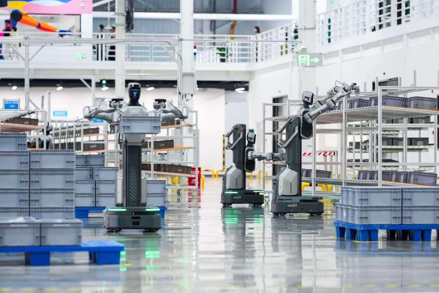 China quiere fabricar un robot humanoide cada 10 minutos. Lo más llamativo es quién trabaja dentro de la fábrica: otros robots humanoides