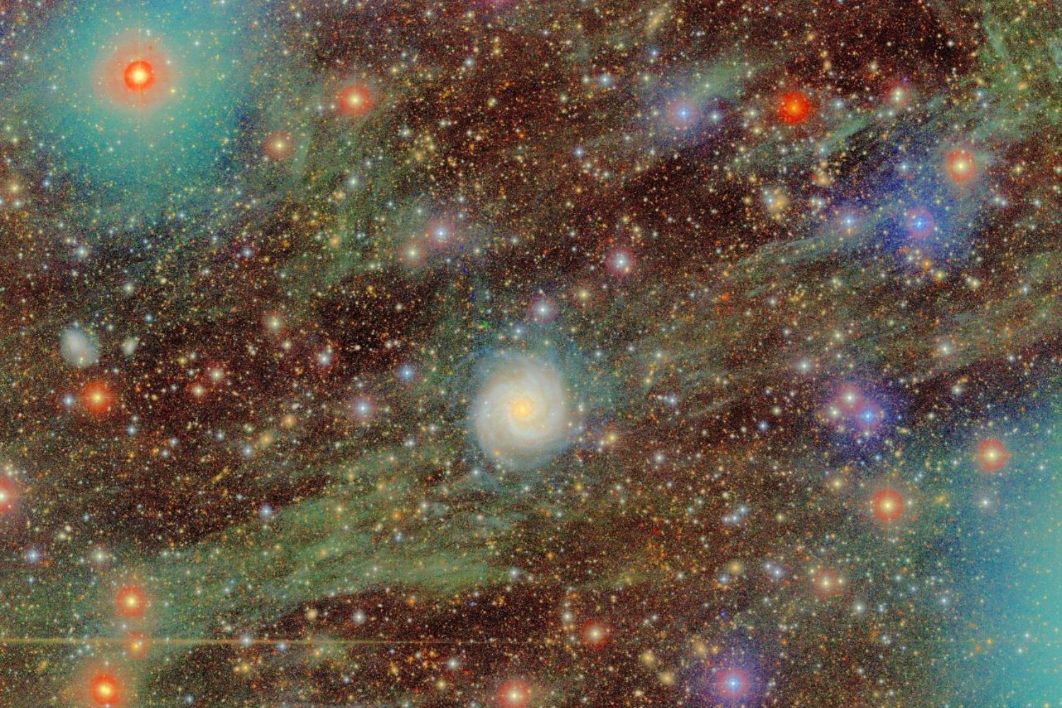 Messier 74 llevaba décadas posando como una de las galaxias espirales mejor estudiadas del cielo. Un telescopio de solo un metro acaba de revelar que su disco llega casi al doble de lo que creíamos y que esa periferia nació hace apenas 640 millones de años