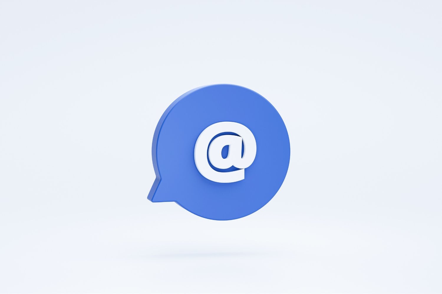 Qué significa realmente @ y por qué terminó en todas las direcciones de email