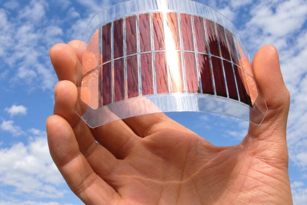 Crean una ventana que deja pasar la luz pero bloquea el 92 % del infrarrojo que calienta los edificios