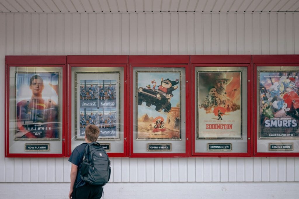 Así se restauran las películas antiguas sin borrar las huellas de su época