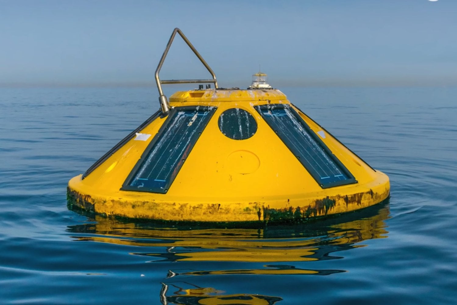 El Mediterráneo está cambiando cada vez más rápido y la señal ya llega a 3.000 metros de profundidad